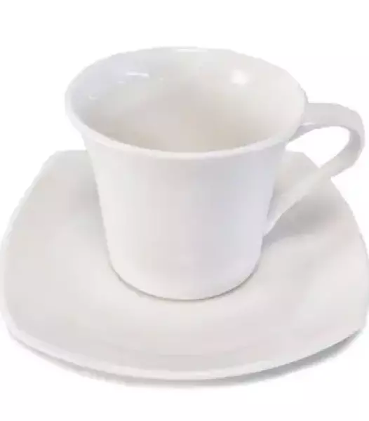 Ensemble tasses à café et soucoupes St. James en porcelaine blanche 215ML